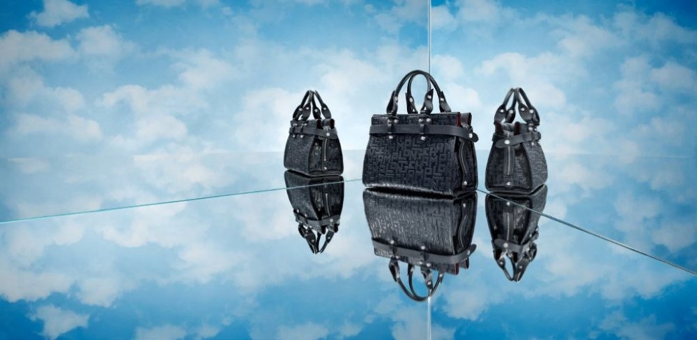 اكتشفي دليل الهدايا من Longchamp لمناسبات نهاية العام