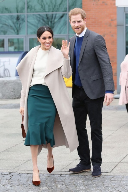 إطلالة كلاسيكية لميغان ماركل Meghan Markle بتصاميم فيكتوريا بيكهامVictoria Beckham