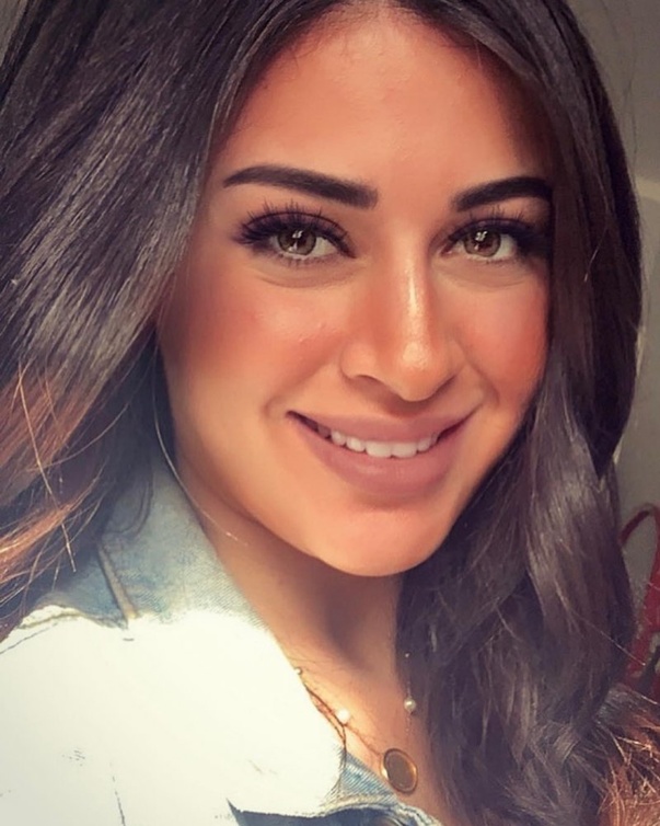 مكياج عيون جذابة لميرنا نور الدين