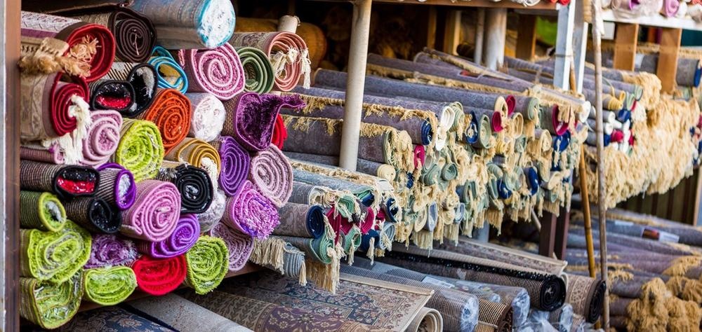 وتجربة ممتعة مع التسوق في واحة الذيد - المصدر زوروا الشارقة