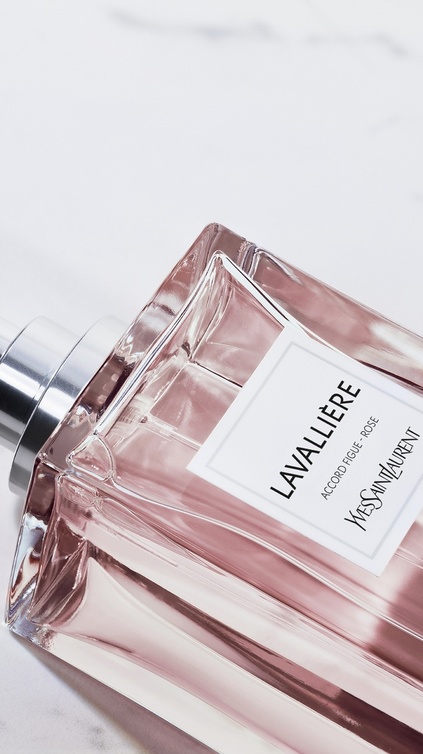 YSL BEAUTY تقدم مجموعة LE VESTIAIRE DES PARFUMS
