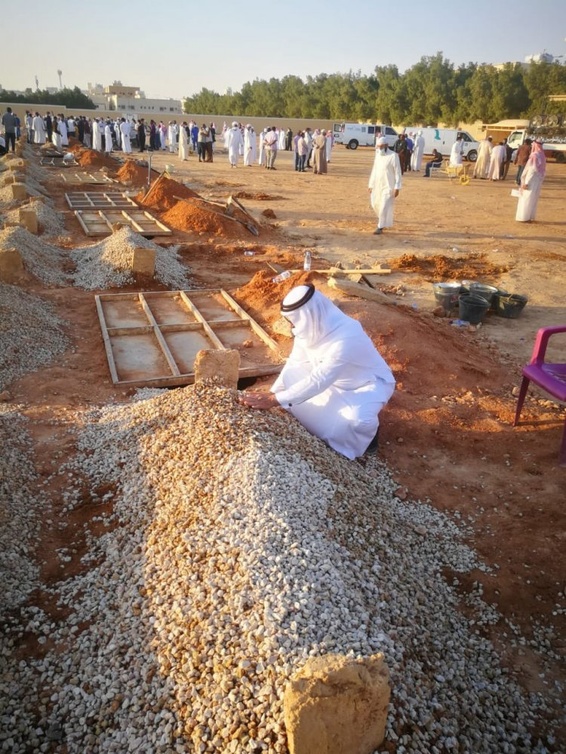 قبر الراحل عبد الله الزيد