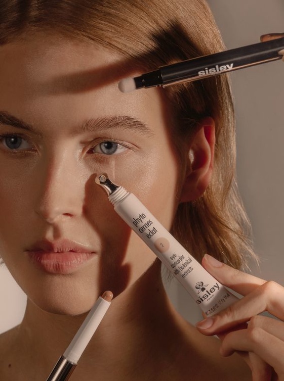 STYLO CORRECT الجديد من Sisley كونسيلر يغنيك عن استخدام فلتر الوجه 