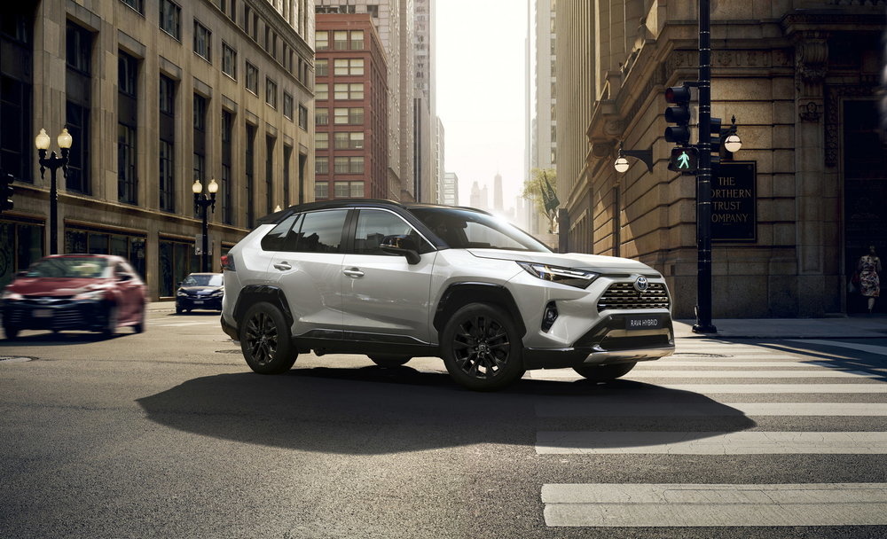 تويوتا تجري تعديلات على سيارات RAV4 2023