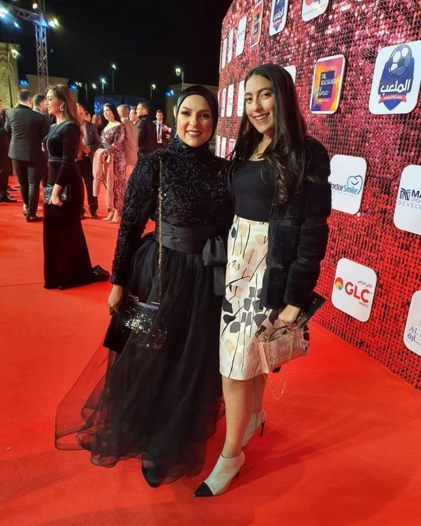 دعاء فاروق وابنتها