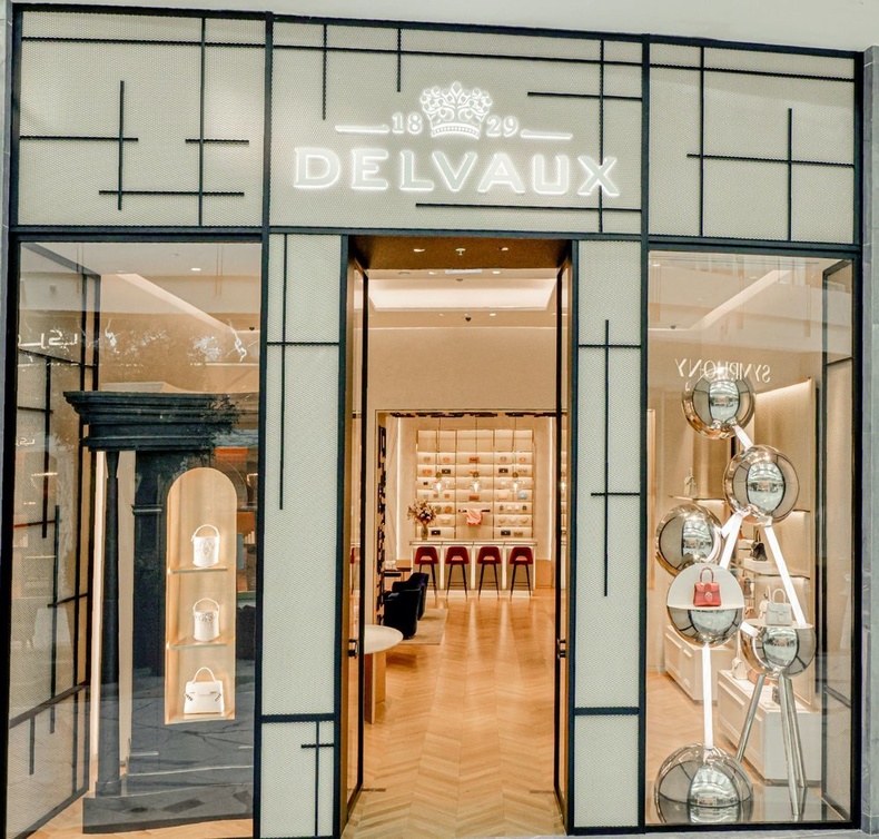 متجر Delvaux  بدبي مول