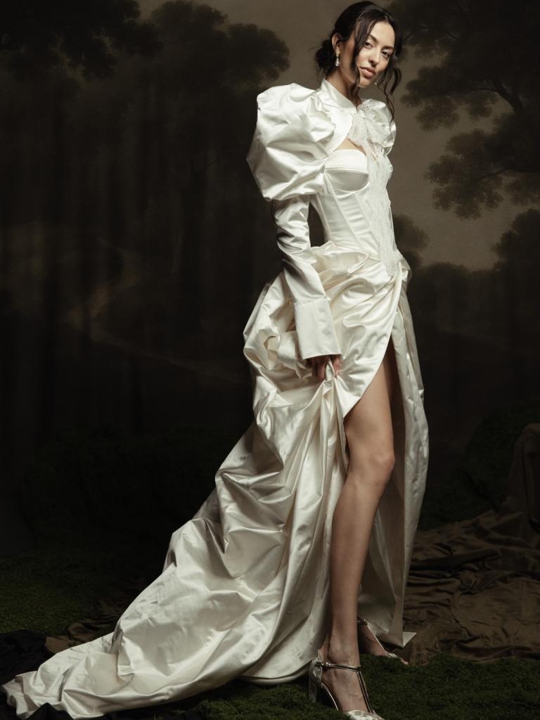 أكمام بوف لفستان زفاف من STACHOWSKA PRACOWNIA